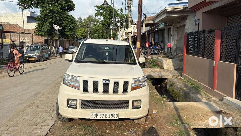 Mahindra Tuv 300 2017 Diesel Well Maintained