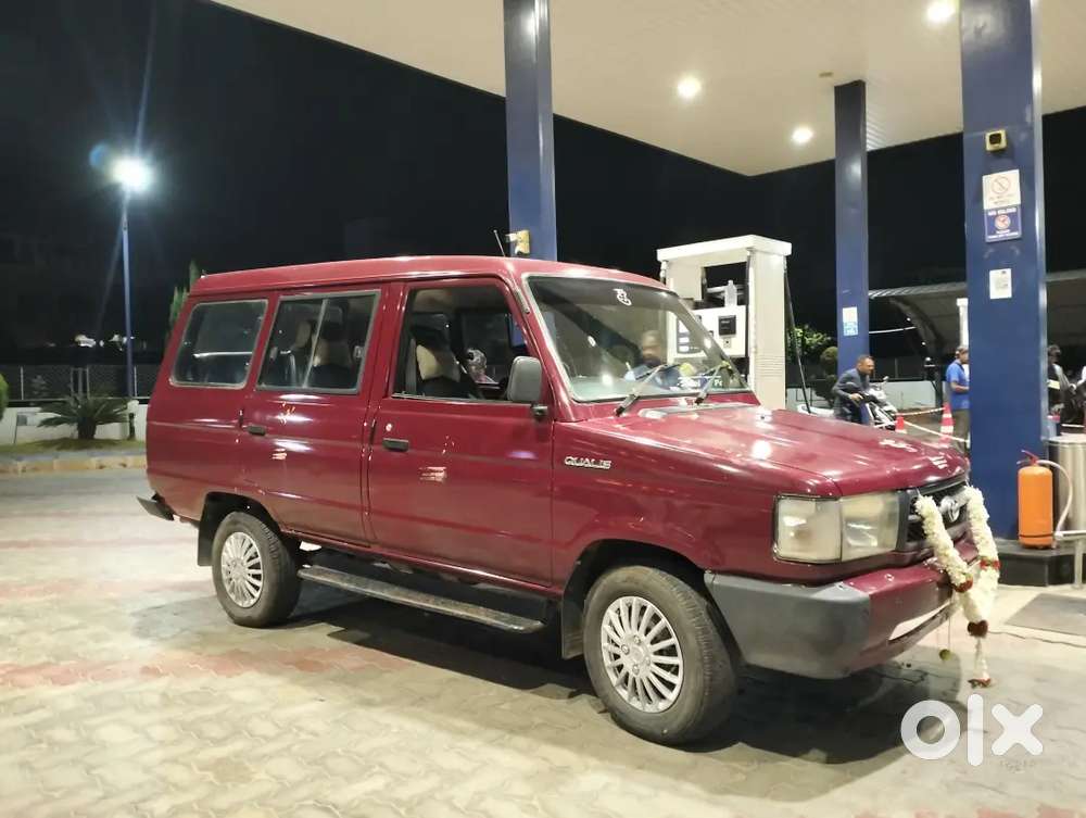 Toyota Qualis 2001 Diesel 420000 Km Driven