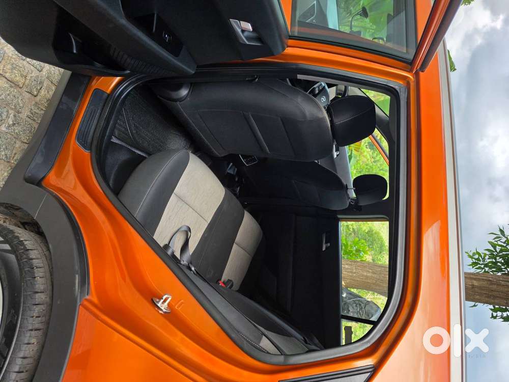 Creta Vtvt 1.6l Auto Sx (petrol, Automatic Transmission, Sunroof)