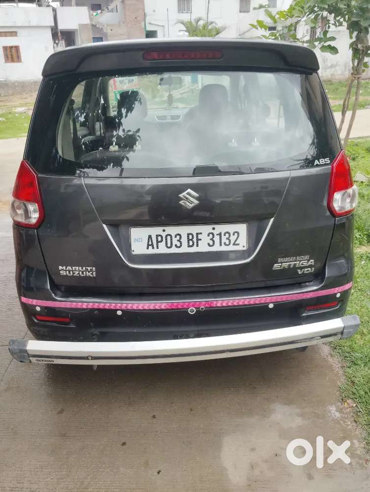 Maruti Suzuki Ertiga 2013