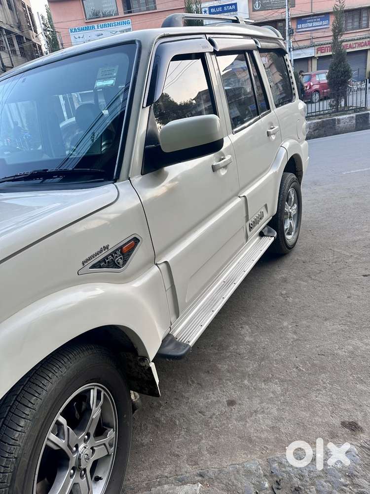 Mahindra Scorpio Classic 2016