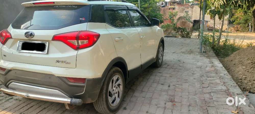 Mhindra Xuv 300 W6