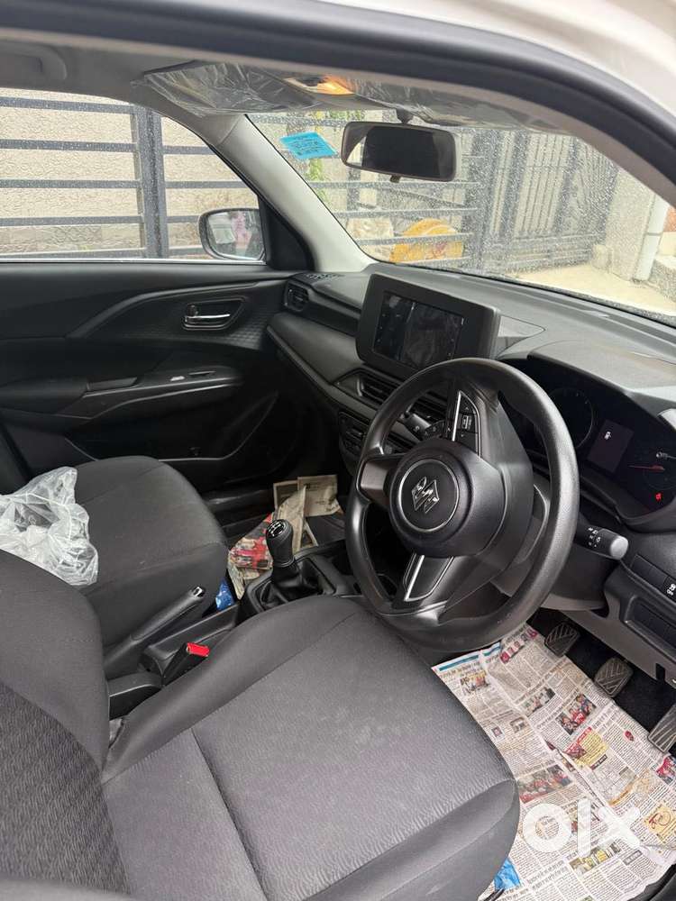 Maruti Suzuki Swift Vxi Optional, 2024, Petrol