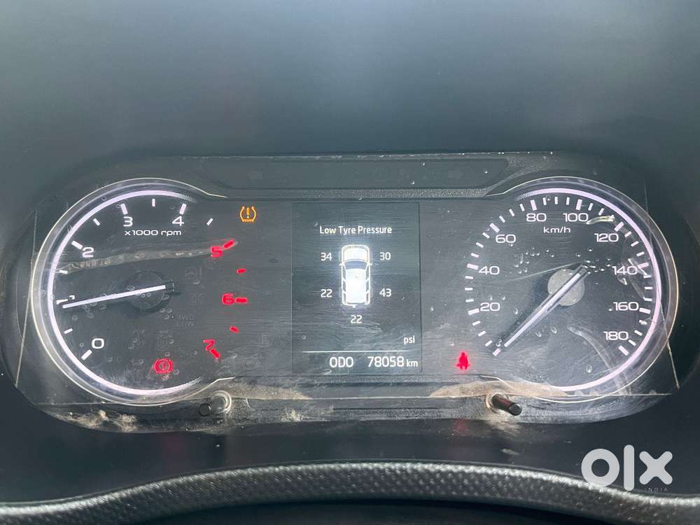 Mahindra Bolero Neo 1.5 N8, 2022, Diesel