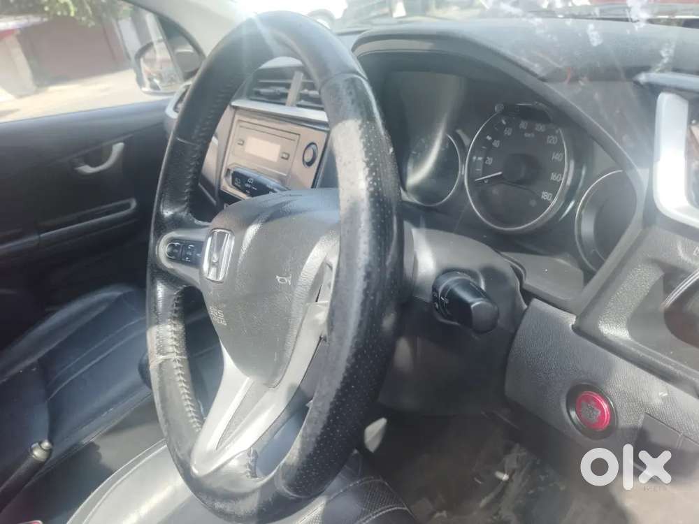 Honda Br-v Diesel Milage 24 Plus 7 Seater Dawn Payment 50000 Only
