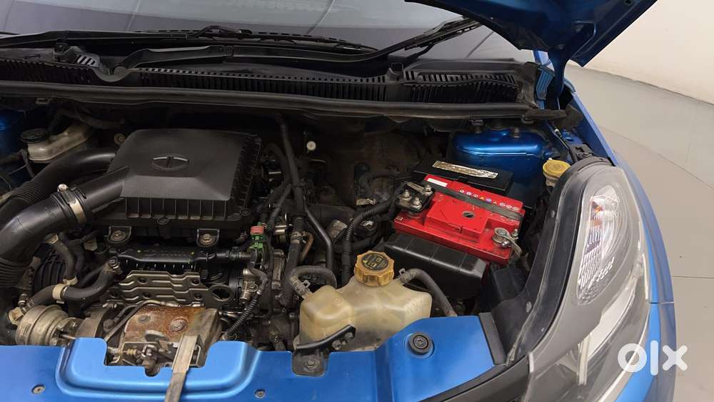 Tata Nexon 1.2 Revotron Xza Plus (l), 2018, Petrol