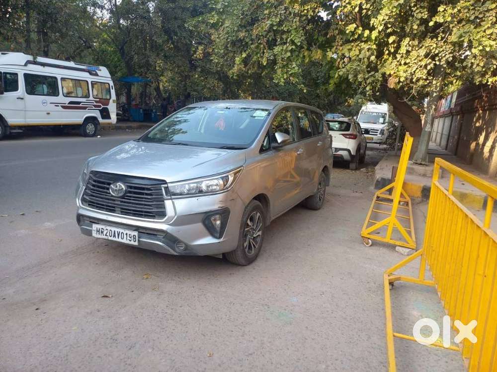 Toyota Innova Crysta 2.4 G Mt 8s, 2022, Diesel