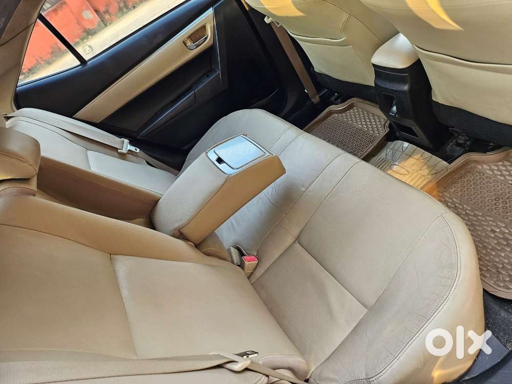 Toyota Corolla Altis 2013-2017 Vl At, 2015, Petrol