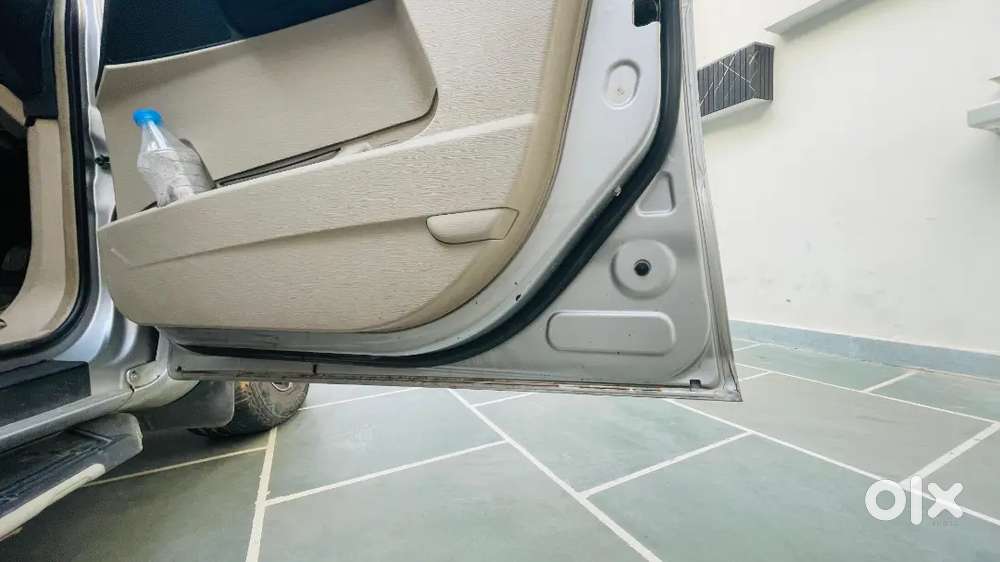 Mahindra Xuv500 2016 Diesel 81000 Km Driven