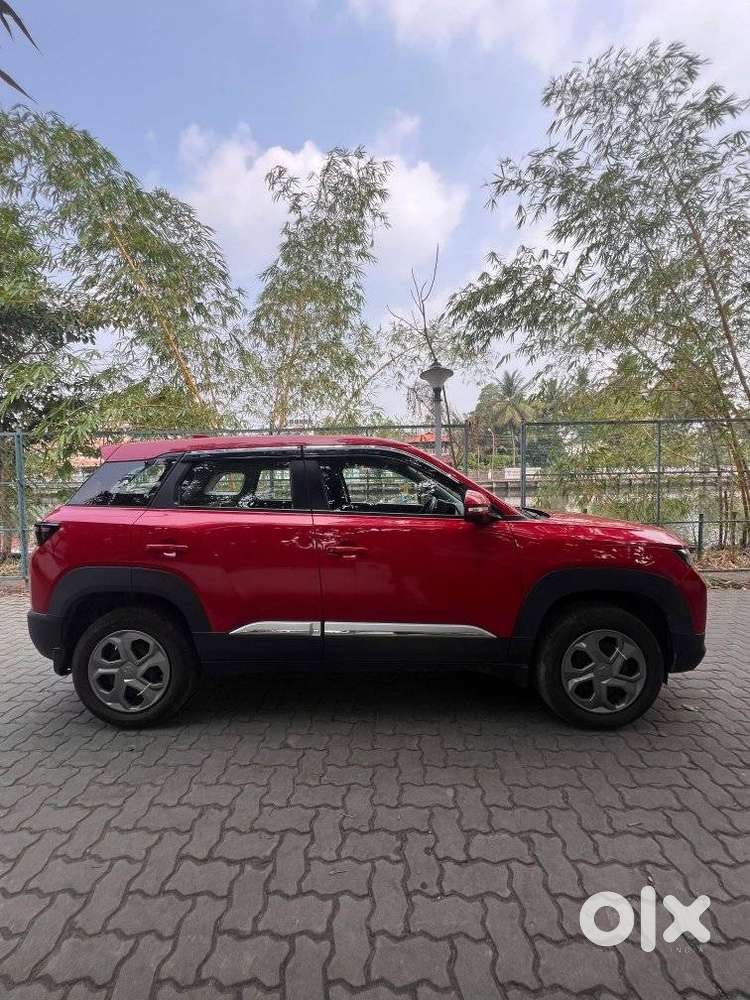 Maruti Suzuki Brezza 1.5 Lxi Smart Hybrid, 2024, Petrol