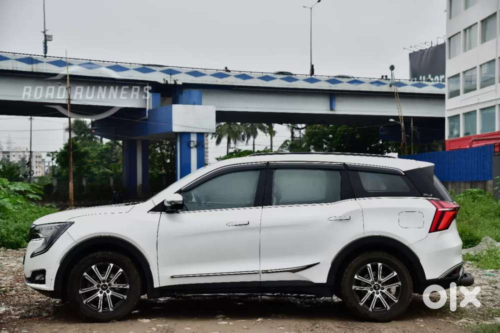 Mahindra Xuv700 2.2 Ax 7 Diesel At Luxury Pack Str Awd, 2024, Diesel
