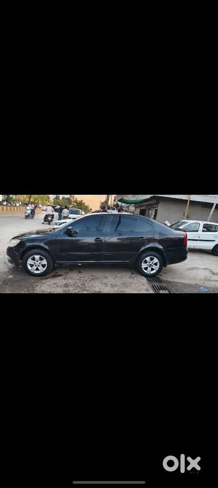 Rr Khatam Hae 5 Tyre Button .. Chillar Kaam Haee