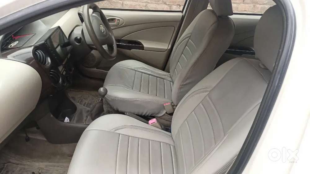 Etios Liva Petrol 2015 December
