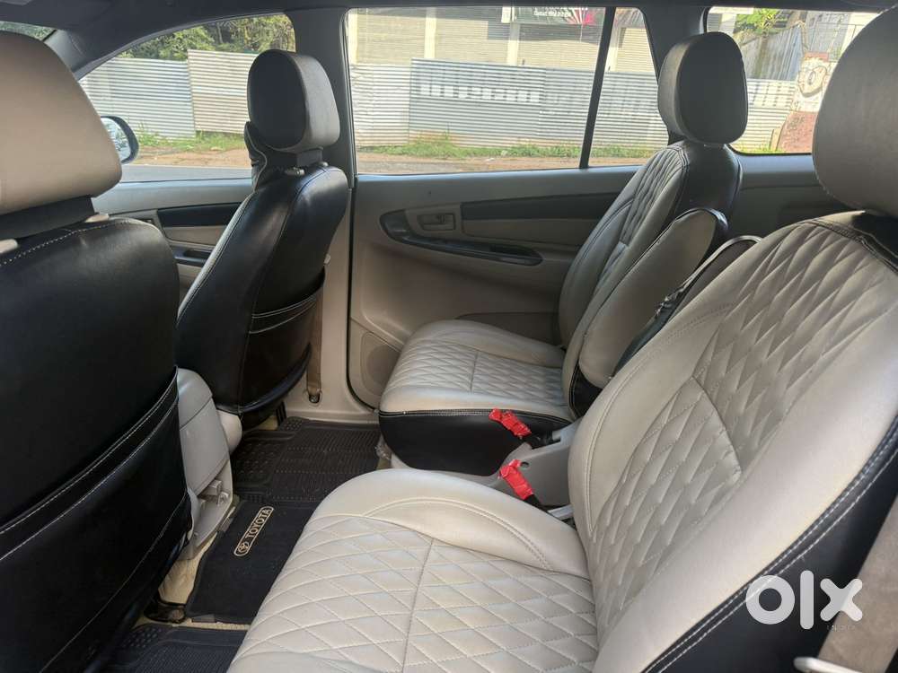 Toyota Innova 2.5 G (diesel) 7 Seater, 2014, Diesel