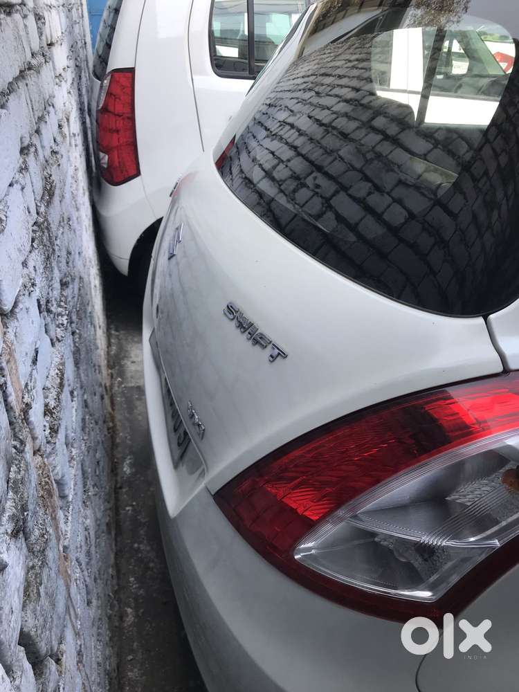 Maruti Suzuki Swift Vxi Glory Limited Edition, 2014, Petrol