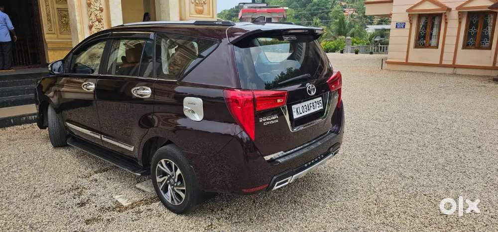 Toyota Innova Crysta 2021 Diesel 96000 Km Driven