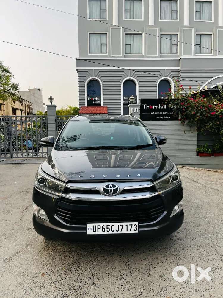 Toyota Innova Crysta 2016
