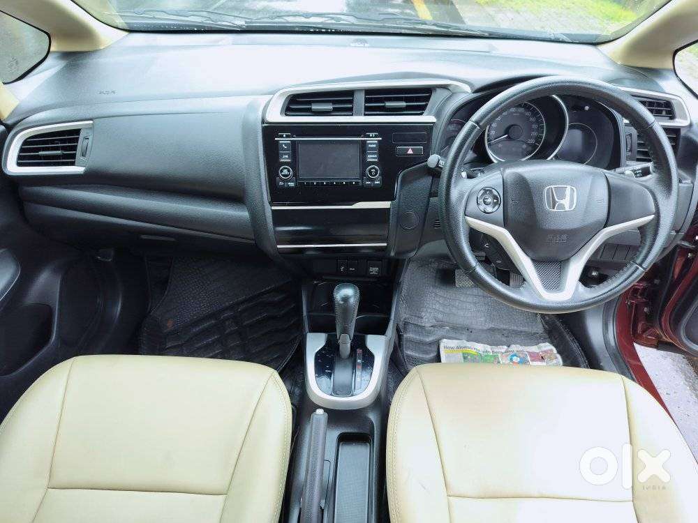 Honda Jazz V Cvt, 2016, Petrol