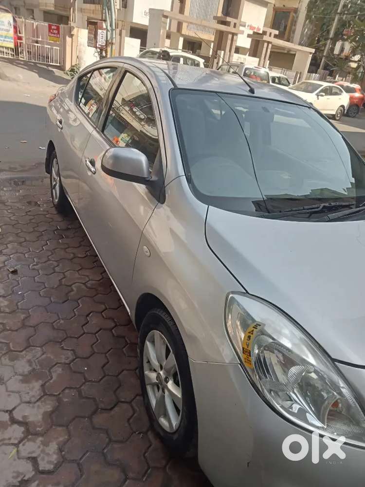 Nissan Altima Petrol 2011