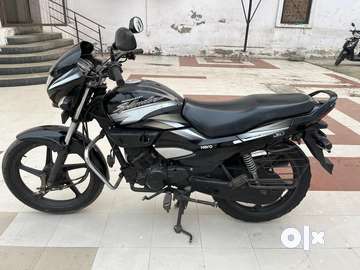 Super splendor 2019 on sale new model