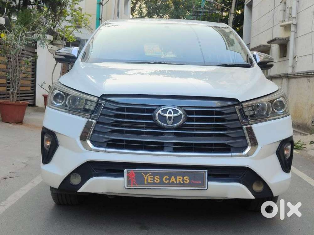 Toyota Innova Crysta 2.8z Automatic, 2017, Diesel
