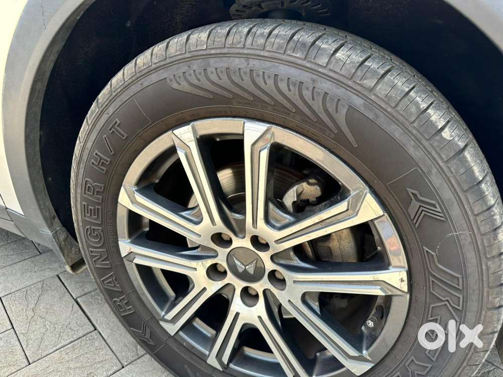 2022 Xuv700 Ax7 L Diesel At  Pristine White Interiors  New Tires