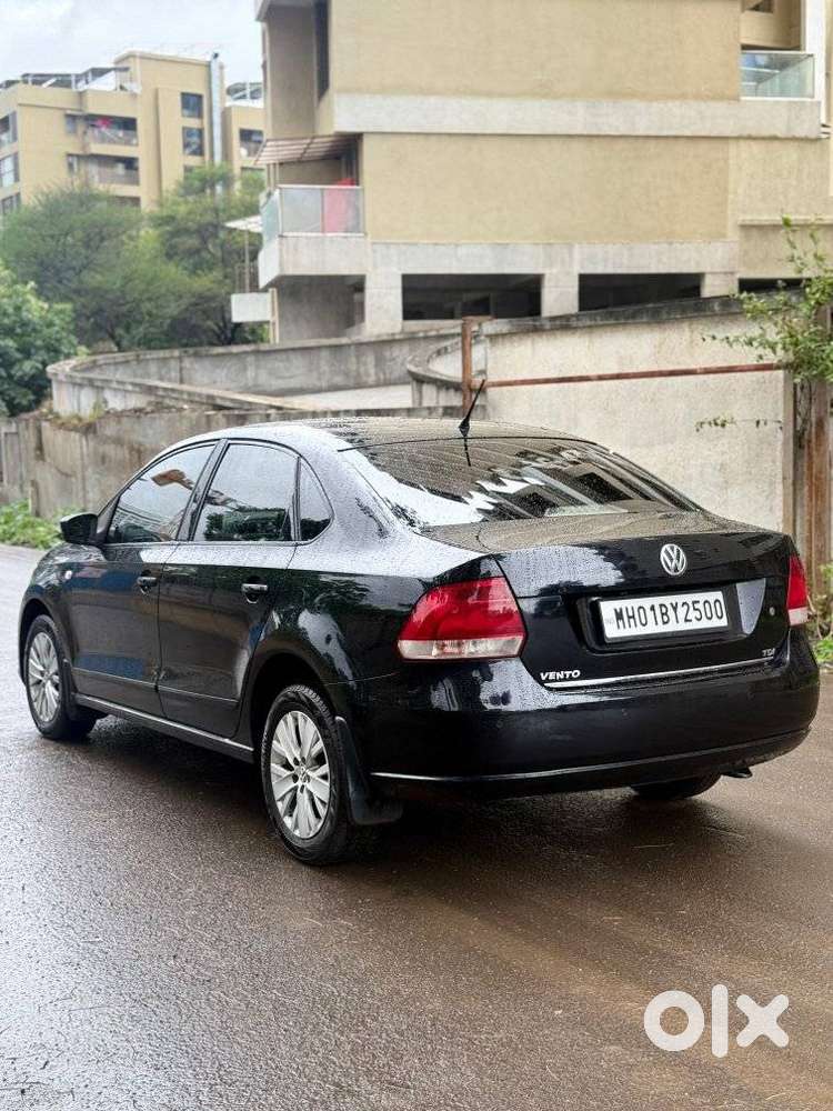 Volkswagen Vento 1.5 Highline Plus At 16 Alloy, 2015, Diesel