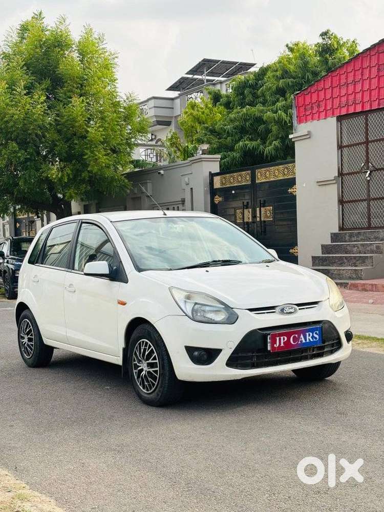 Ford Figo 2010-2012 Diesel Zxi, 2011, Diesel