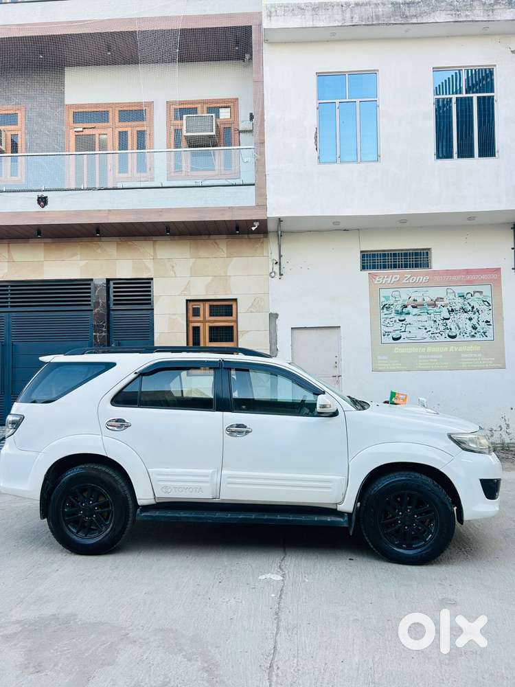 Toyota Fortuner 3.0 4x4 Manual, 2013, Diesel