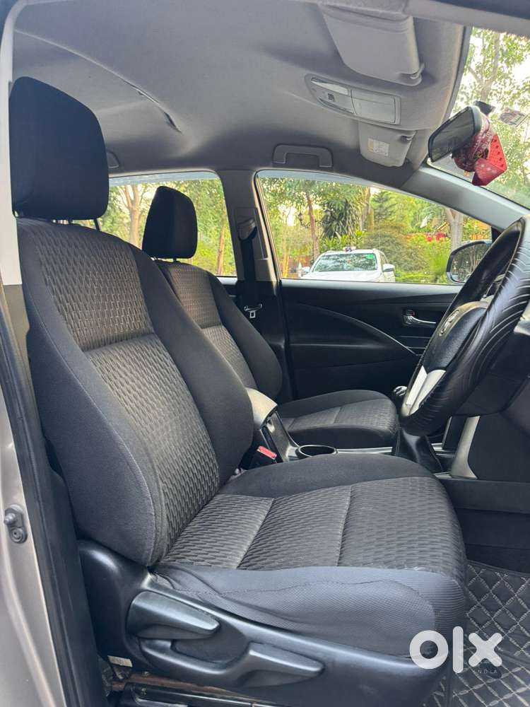 Toyota Innova Crysta 2.4 G Mt, 2019, Diesel