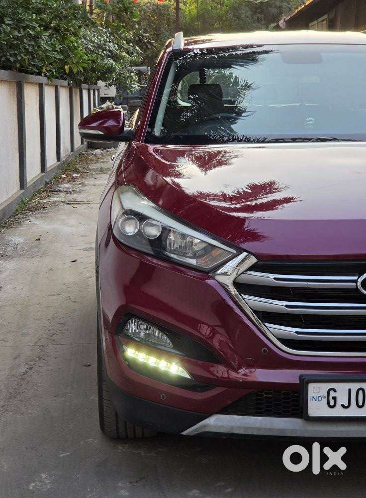 Hyundai Tucson 2.0 Signature 4wd Diesel At Dual Tone, 2017, Diesel