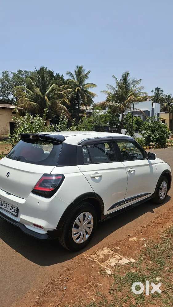 Swift Vxi Petrol 2025
