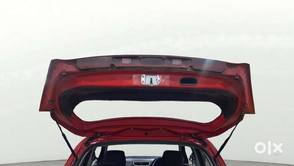 Maruti Suzuki Swift 1.2 Lxi (o), 2016, Cng & Hybrids