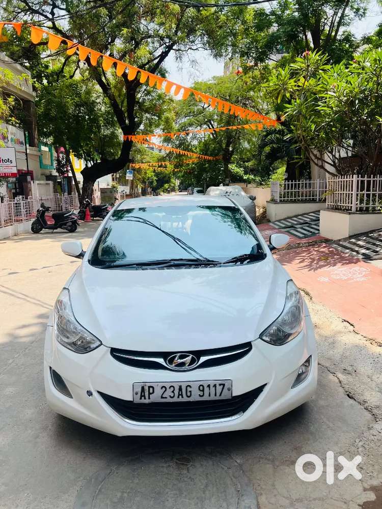 Hyundai Elantra 2013