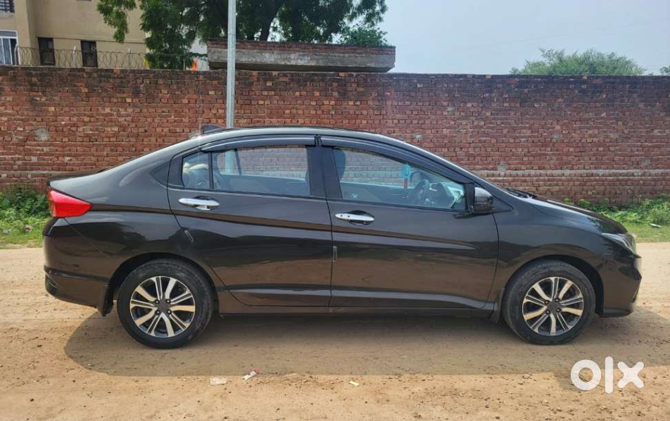Honda City I-vtec V, 2017, Petrol