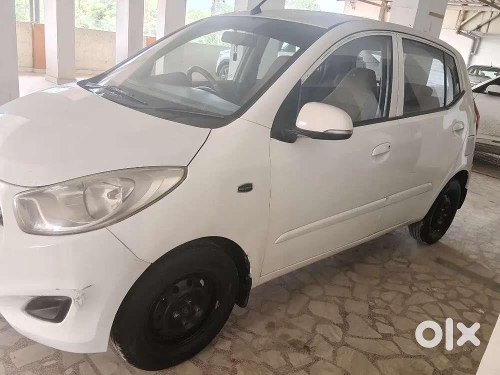 Hyundai I10 Sportz 2011