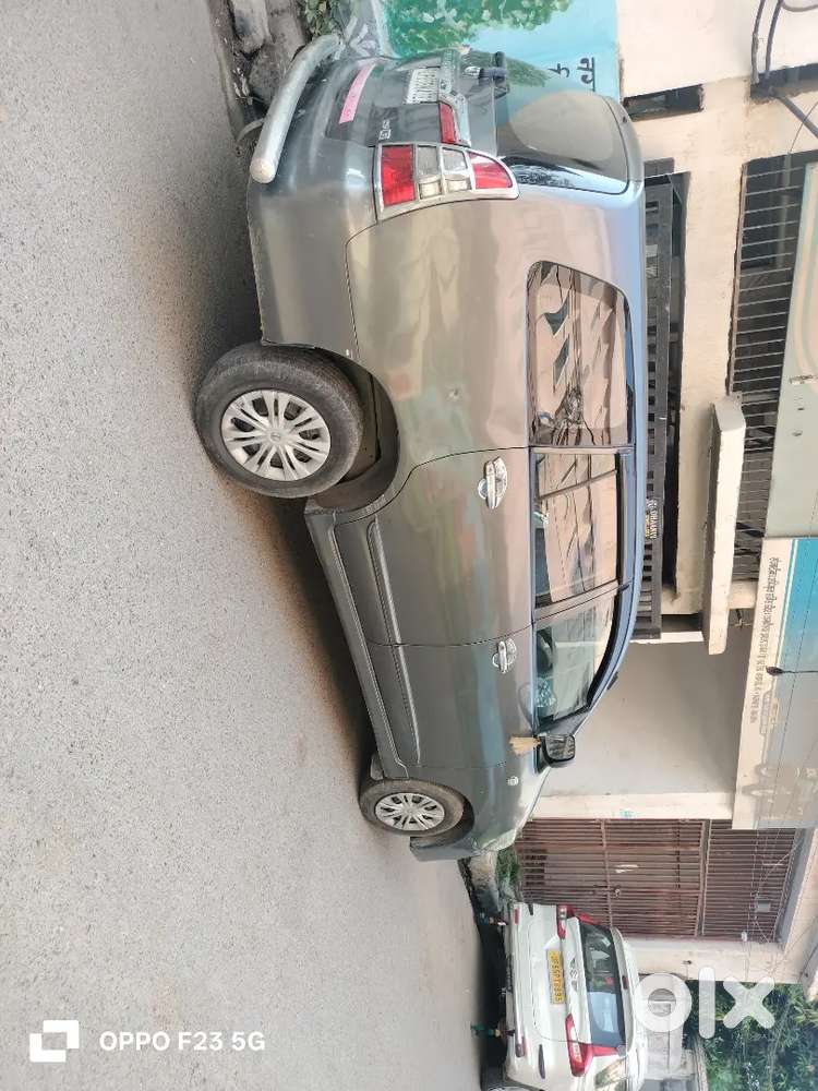 Toyota Innova 2013 डीज़ल
