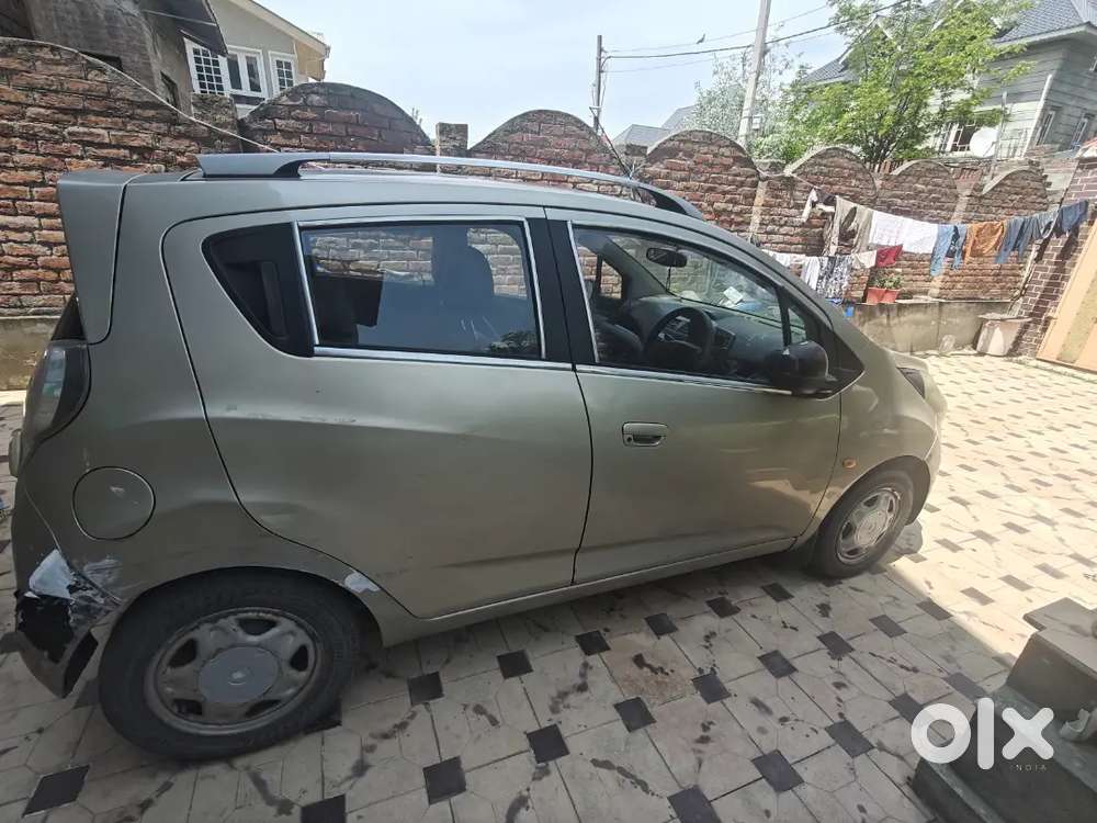 Chevrolet Beat 2011(october) Petrol