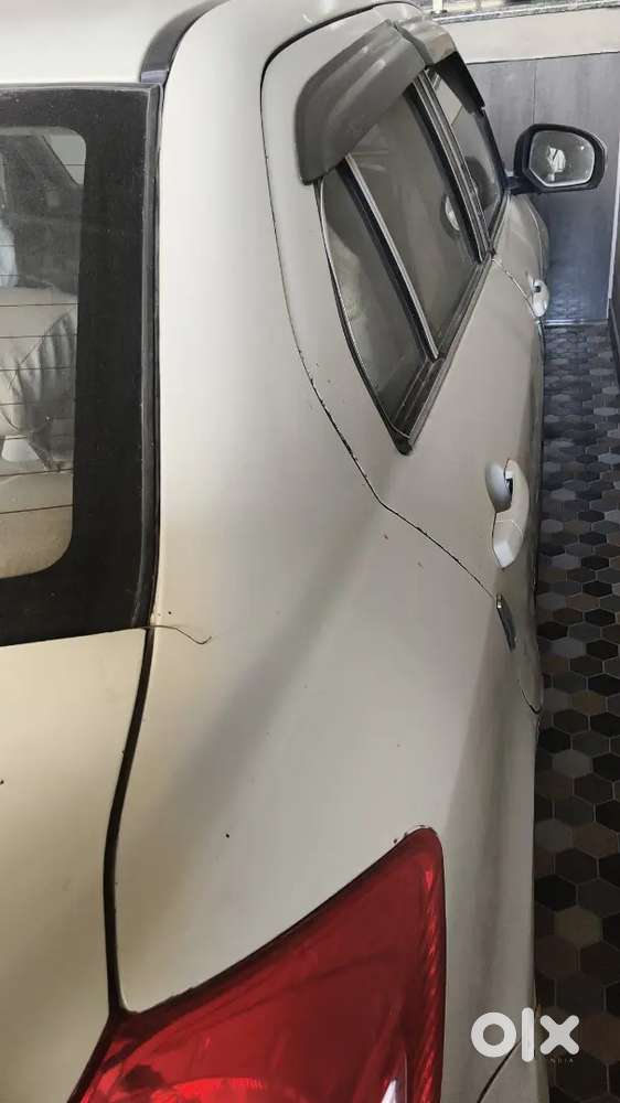 Swift Dzire Diesel Amt 2012