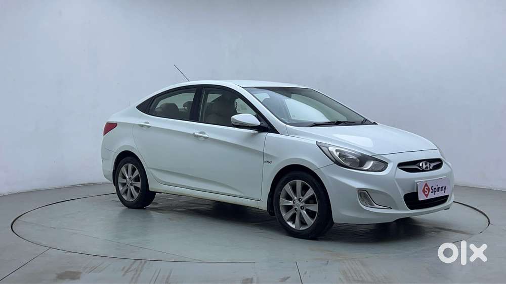 Hyundai Verna 1.6 Vtvt Sx, 2012, Petrol