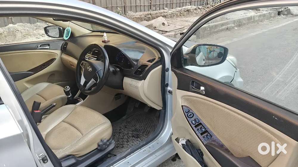 Hyundai Verna Sx Vtvt -2011