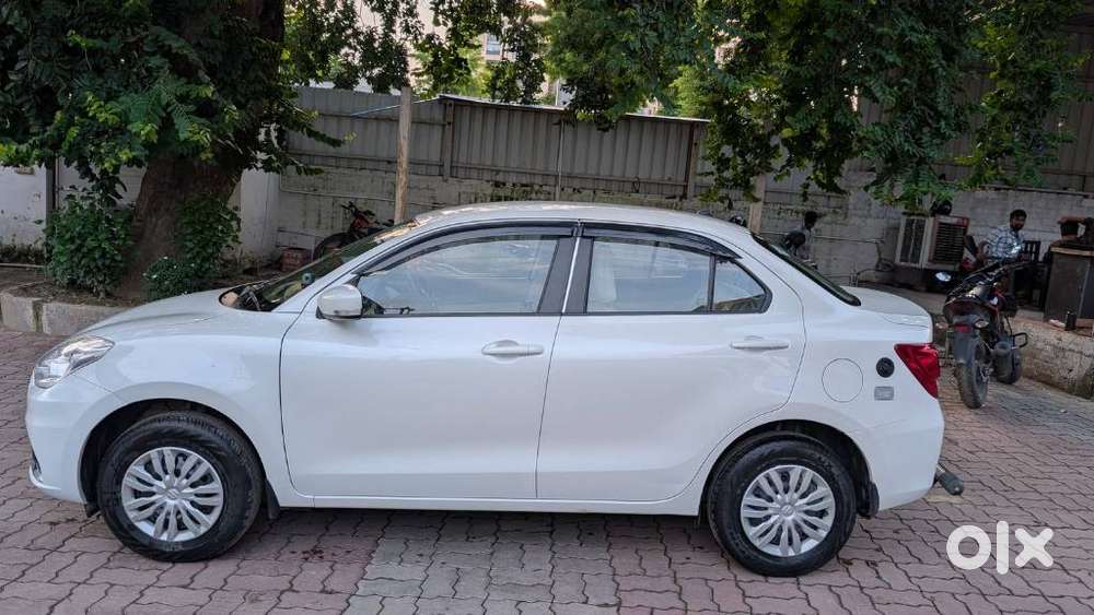 Maruti Suzuki Dzire 1.2 Vxi Cng, 2024, Cng & Hybrids