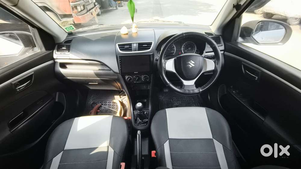Maruti Suzuki Swift Vxi, 2012, Petrol