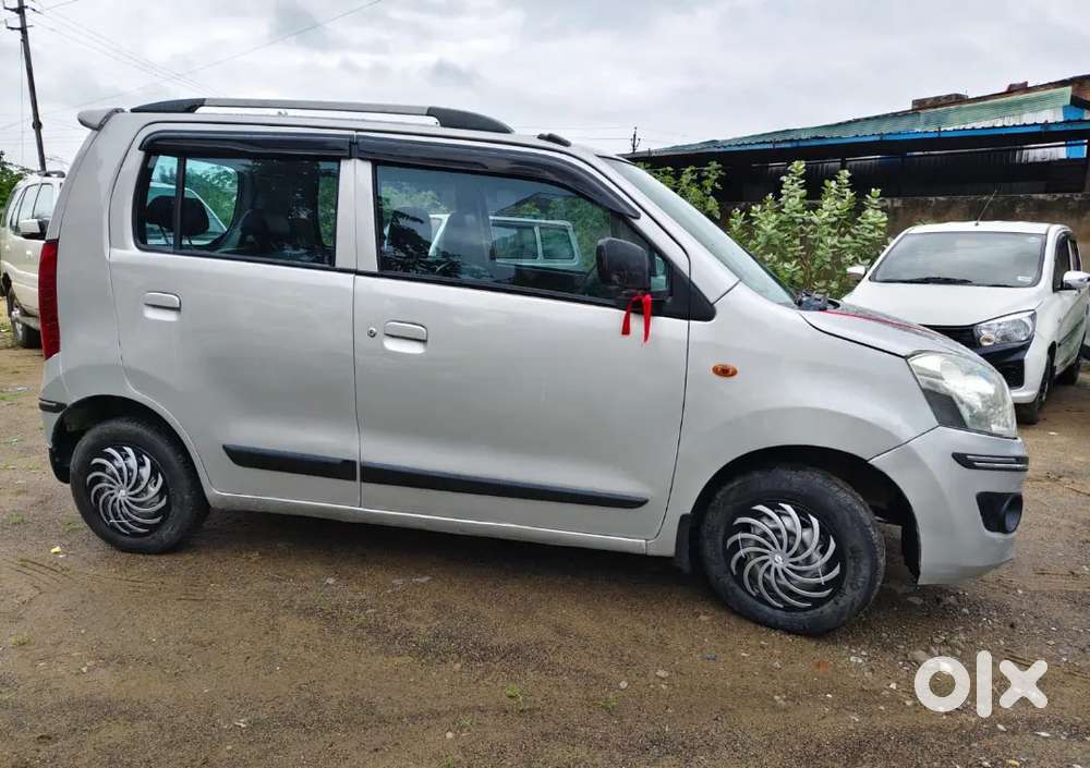 Maruti Suzuki Wagon R 2015 Petrol+company Fitted Cng 67000 Km Driven