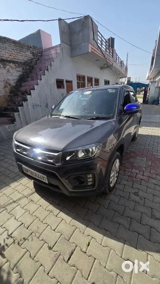 Maruti Brezza Lxi 2020