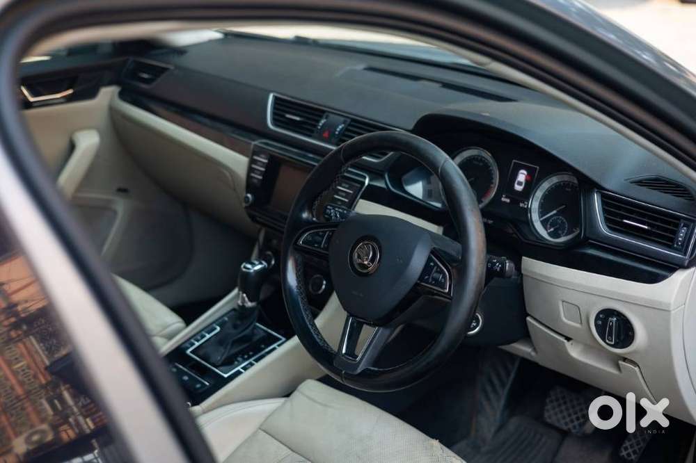 Skoda Superb L&k 2.0 Tdi At, 2016, Diesel