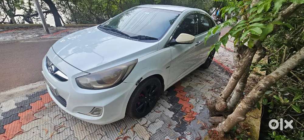 Hyundai Verna 1.6 Sx 2012