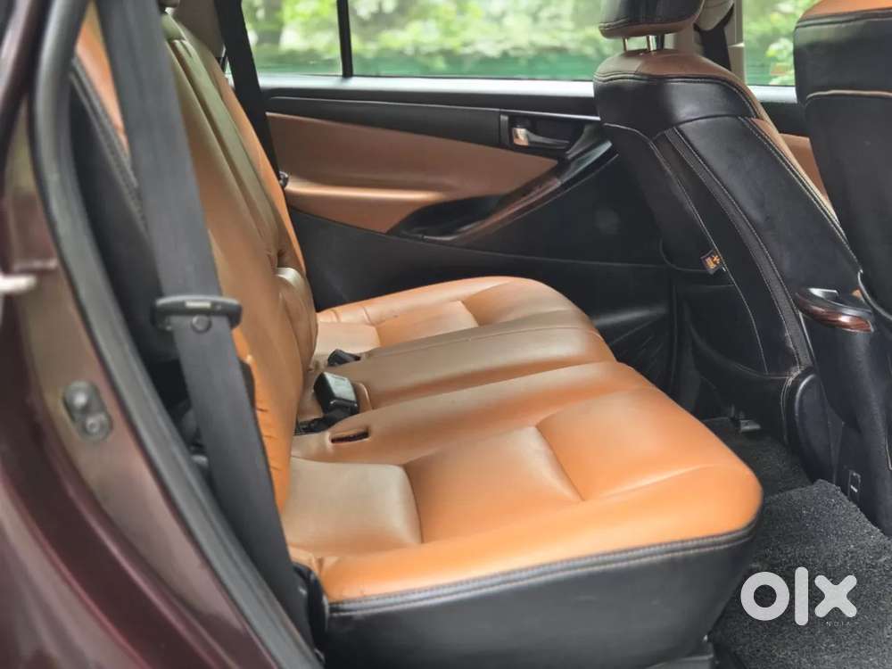 Toyota Innova Crysta [2020-ongoing] 2.4 Gx 8 Str, 2019, Diesel