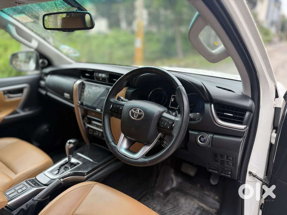 Toyota Fortuner 4x2 At 2.8 Diesel, 2022, Diesel