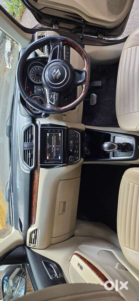 Maruti Suzuki Swift Dzire Zdi + Amt, 2017, Diesel